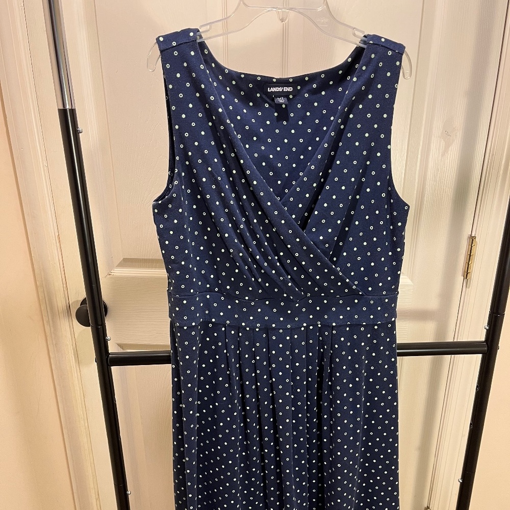Lands’ End Sleeveless Border Print Surplice Dress, Size L (14-16).